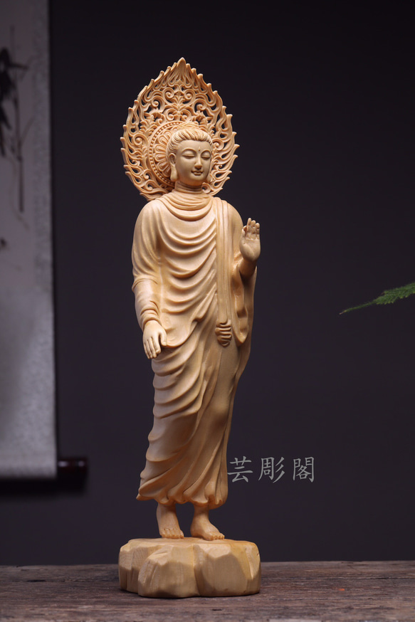 釈迦牟尼仏  釈迦如来  木製仏像   木彫り  置物  彫刻   仏教工芸品 3枚目の画像