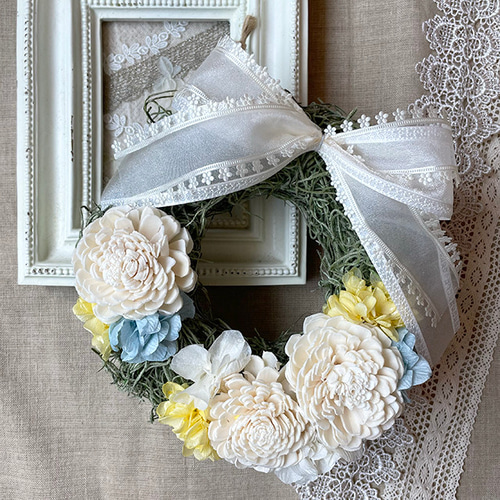 リース プリザーブドフラワー（ホワイトブルー）