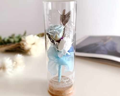 ベビーブルー 水色のバラのボトルフラワー/ 青いバラ 花言葉 夢叶う