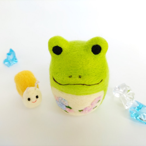 あじさい模様のカエルさん & かたつむり☆羊毛フェルト 羊毛フェルト