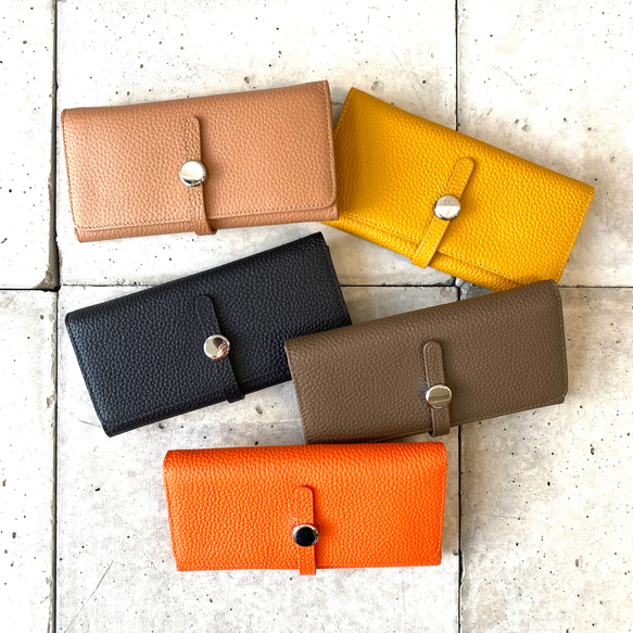 【本革】シルバーカラーのベルト風デザイン長財布／ギフト プレゼント コンパクト お財布　GWMC-MA033 1枚目の画像