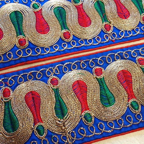 0.5m〜 インド刺繍 テープ チロリアンテープ カラフル チチカカ