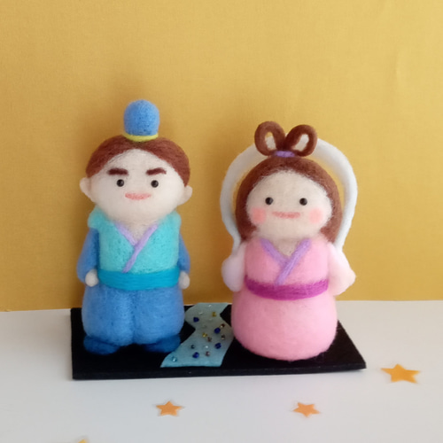 専用ページ　七夕作品 天の川 織姫彦星　羊毛フェルト 専用ページ 七夕作品 天の川 織姫彦星 羊毛フェルト - メルカリ