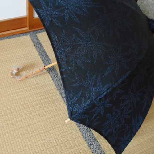 結城紬日傘 真綿結城紬の反物で日傘（傘袋付き 傘・日傘 MICHI 通販