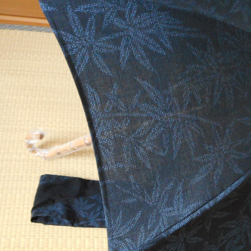 結城紬日傘 真綿結城紬の反物で日傘（傘袋付き 傘・日傘 MICHI 通販