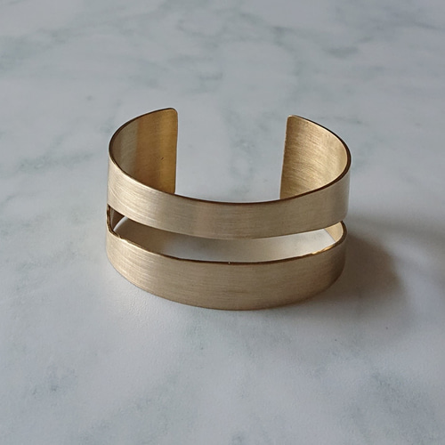Brass wide bangle (真鍮・ヘアライン仕上げ)【再販】 バングル