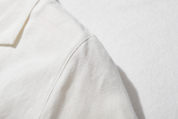 我想讓你每天都穿著這件舒適的單品 棉麻開領襯衫 白色 220511-1 第8張的照片
