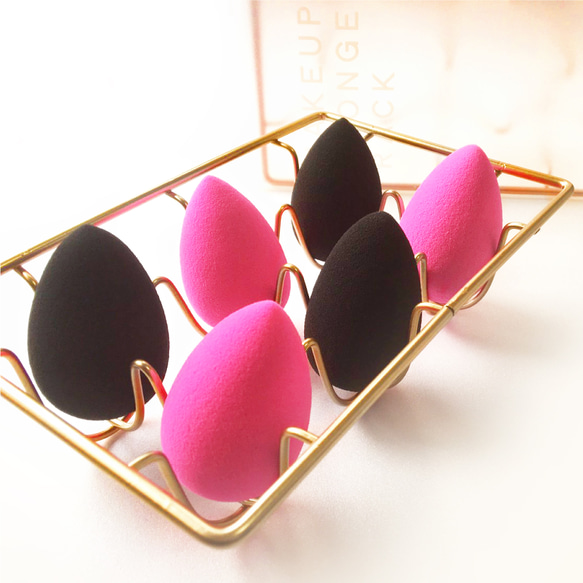 Glossy Gold Makeup Sponge Rack 3枚目の画像