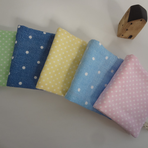 ドット水玉*1*やわらかガーゼハンカチ*5枚セット*ハンドメイド ドット水玉*1*やわらかガーゼハンカチ*5枚セット 子供服 oab789