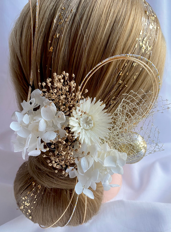 ドライフラワー髪飾り　gold × beige  アジサイ　金箔ヘア　水引　和装髪飾り　和玉　卒業式　成人式　前撮り 4枚目の画像