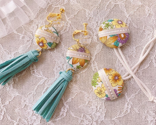 ミナペルホネン choucho くるみボタン　ピアス/イヤリング ミナペルホネン choucho くるみボタン ピアス/イヤリング - メルカリ