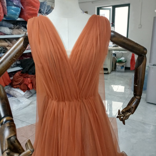 カラードレス テラコッタ色 Vネックドレス ソフトチュール 憧れのドレ  