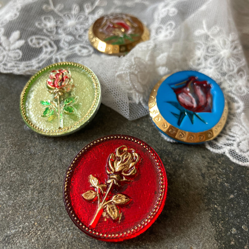 一輪のバラのブローチ/ポニーフック/ヘアゴム【RED✴︎Vaseline