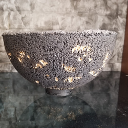 FP1338　特大　黒粒　金斑点　仕立て　ハーフ丸鉢　セメント鉢　コンクリー鉢　鉢植え　炭黒 5枚目の画像