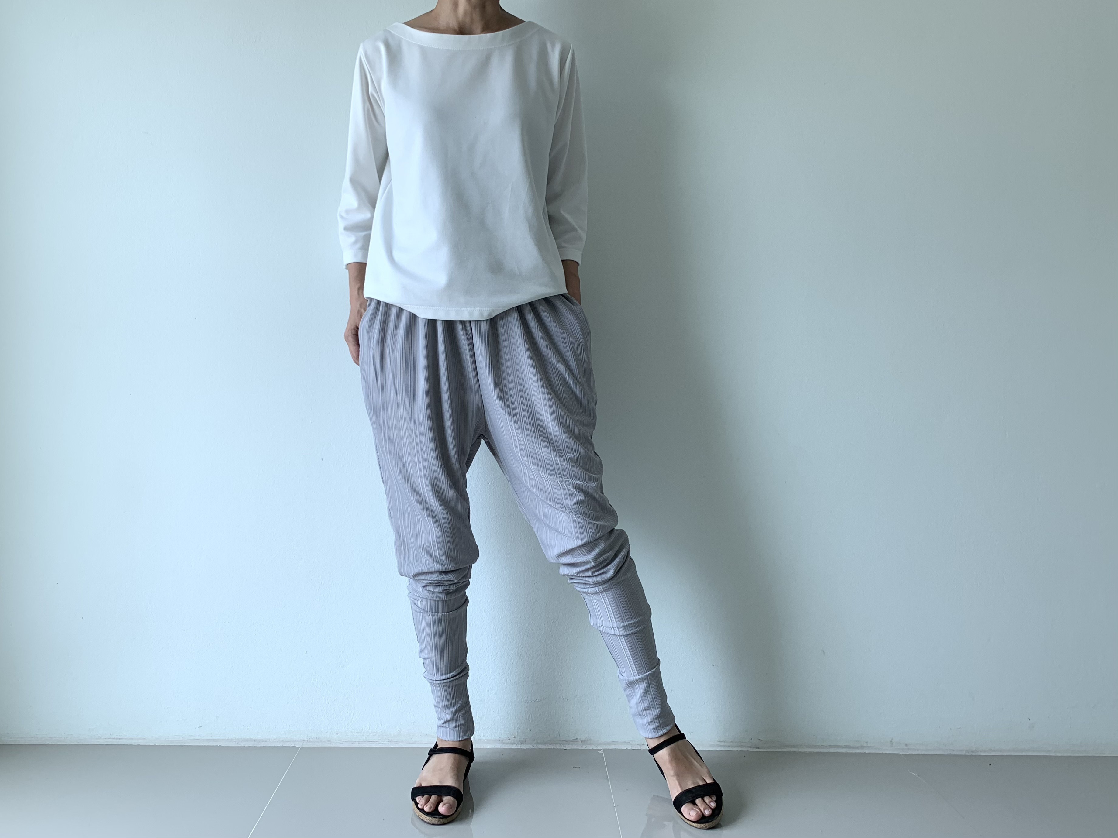 とろみロングゆったり綺麗め楽ちんジョガーパンツ　リラックスワイドパンツ　グレー