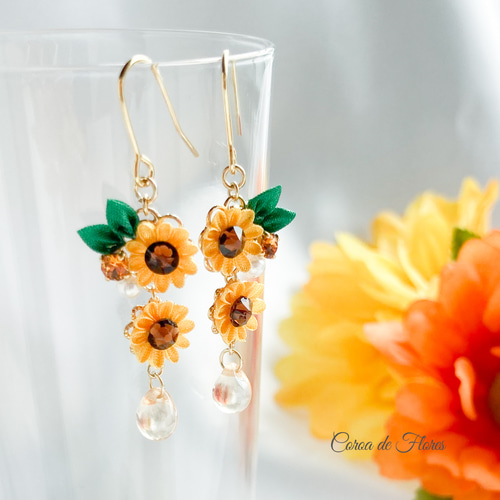 ひまわりのゆれるピアス/イヤリング つまみ細工 正絹羽二重 シルク