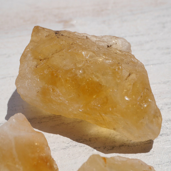 天然石3個セット合計約40gシトリン(ブラジル産)ラフロック黄水晶11月誕生石 原石穴なし[ctr-220520-04] 4枚目の画像