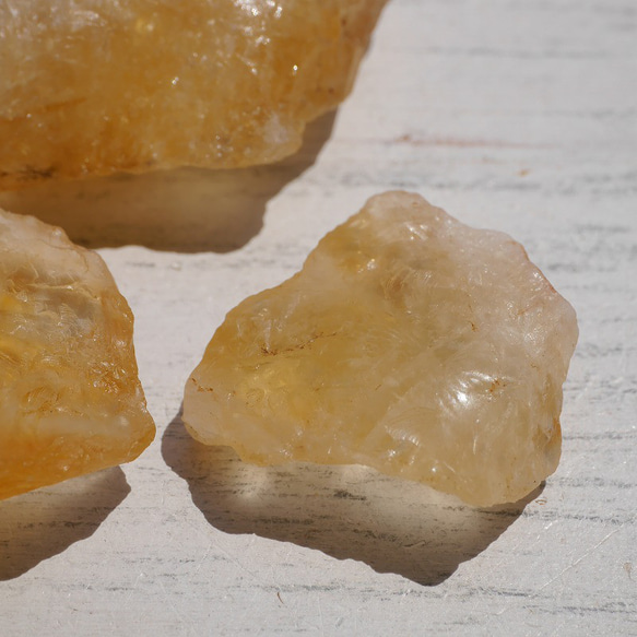 天然石3個セット合計約40gシトリン(ブラジル産)ラフロック黄水晶11月誕生石 原石穴なし[ctr-220520-04] 12枚目の画像