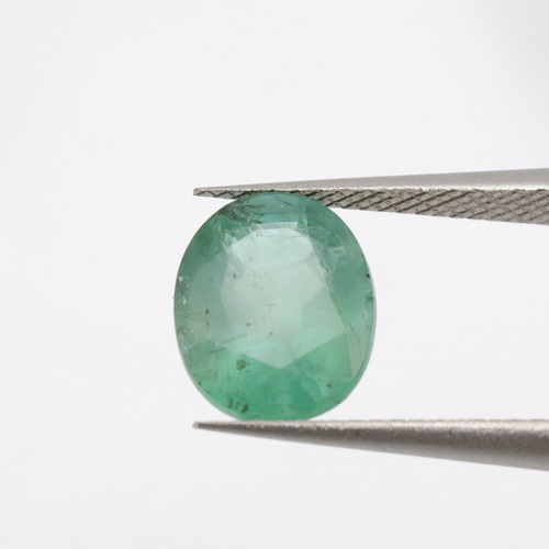 天然エメラルド 1.850ct ルース 宝石ソーティング付き（日本宝石科学