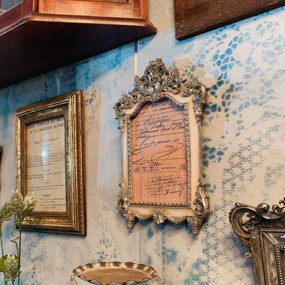 アンティークな部屋/ ロココ調フォトフレーム/ Paris antique paper