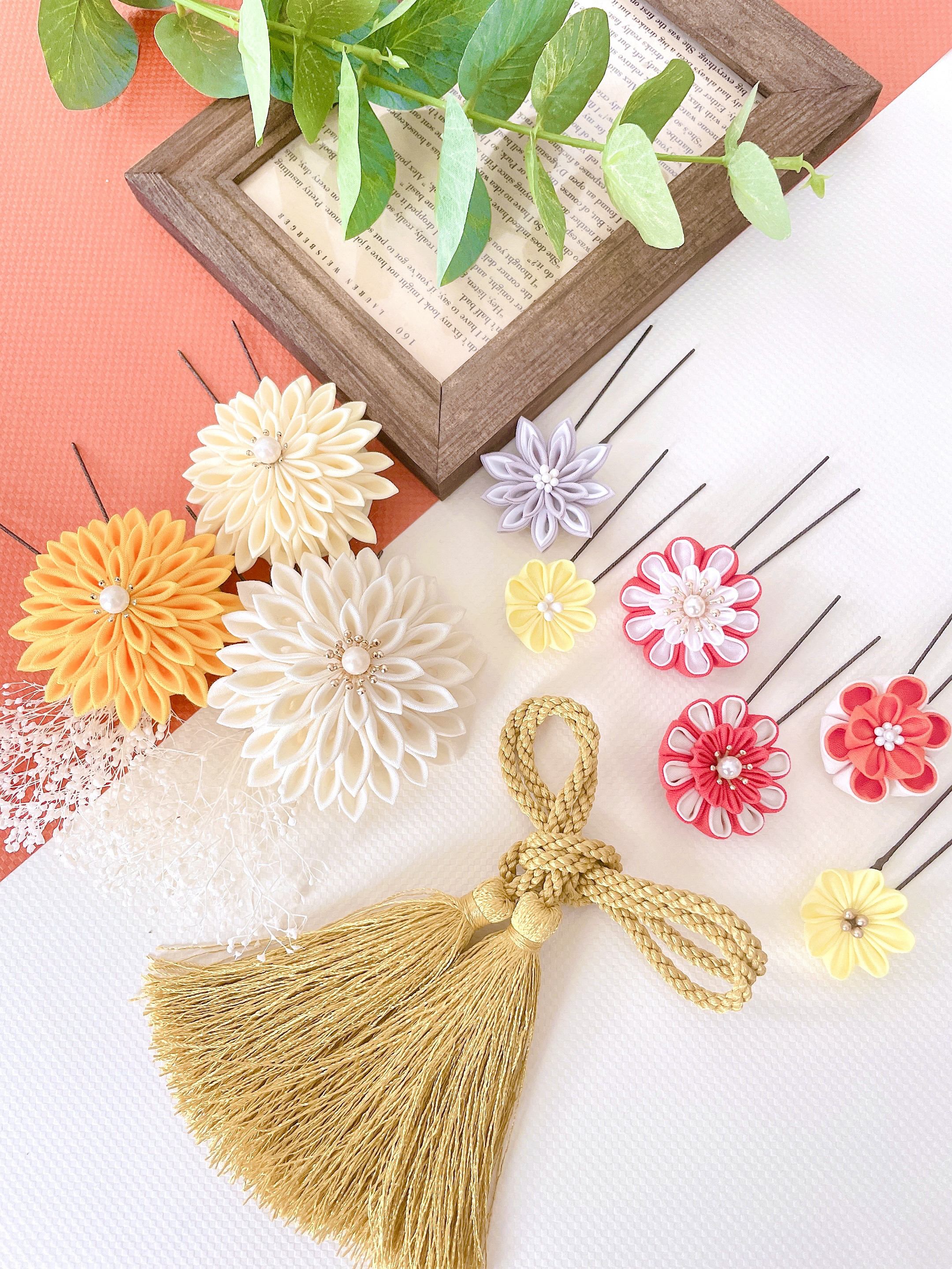 つまみ細工　髪飾り＊オレンジカラー＊成人式　卒業式　七五三　結婚式　振袖