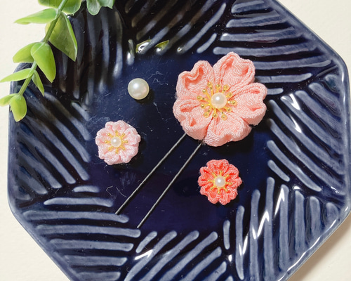 桜の髪飾り＊色、選べます○ちりめん細工 つまみ細工○キッズ