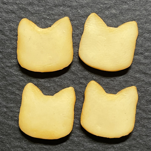 樹脂粘土＊猫.ミニチュア○ニャクッキー○10枚╰(*´︶`*)╯入荷します