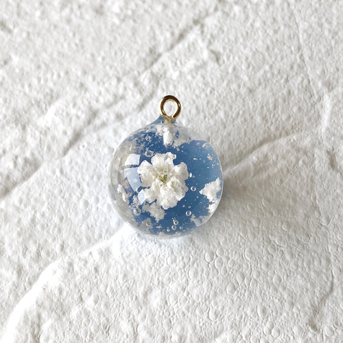 かすみ草うさぎのヘアゴム ブラック×パール ハンドメイド レジン