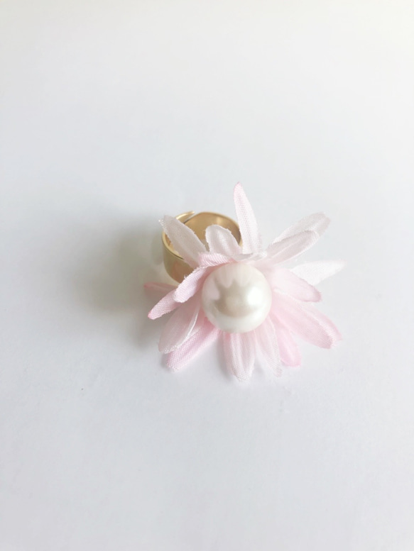 big pearl ring♡pink daisy 4枚目の画像