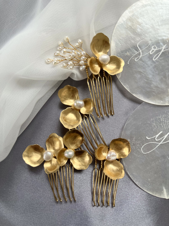 真鍮と淡水パールヘアコーム CITRON bridal accessory 真鍮と淡水パールヘアコーム CITRON bridal accessory