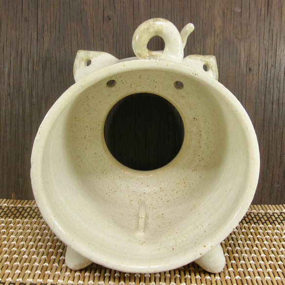 陶器 ブタの蚊遣り 標準（大）サイズ　白＋茶【220502】 4枚目の画像