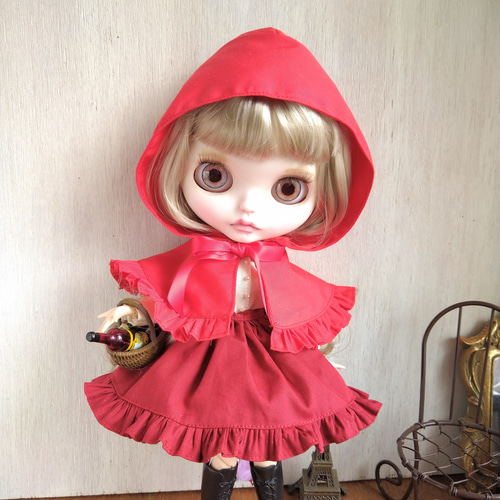 675.※赤ずきんちゃんのフード付きケープ※ブライスアウトフィット