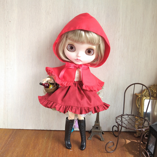 675.※赤ずきんちゃんのフード付きケープ※ブライスアウトフィット