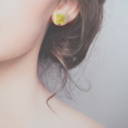 選べるカラー＊美濃焼のフラワーピアス／イヤリング【K14gf 金属