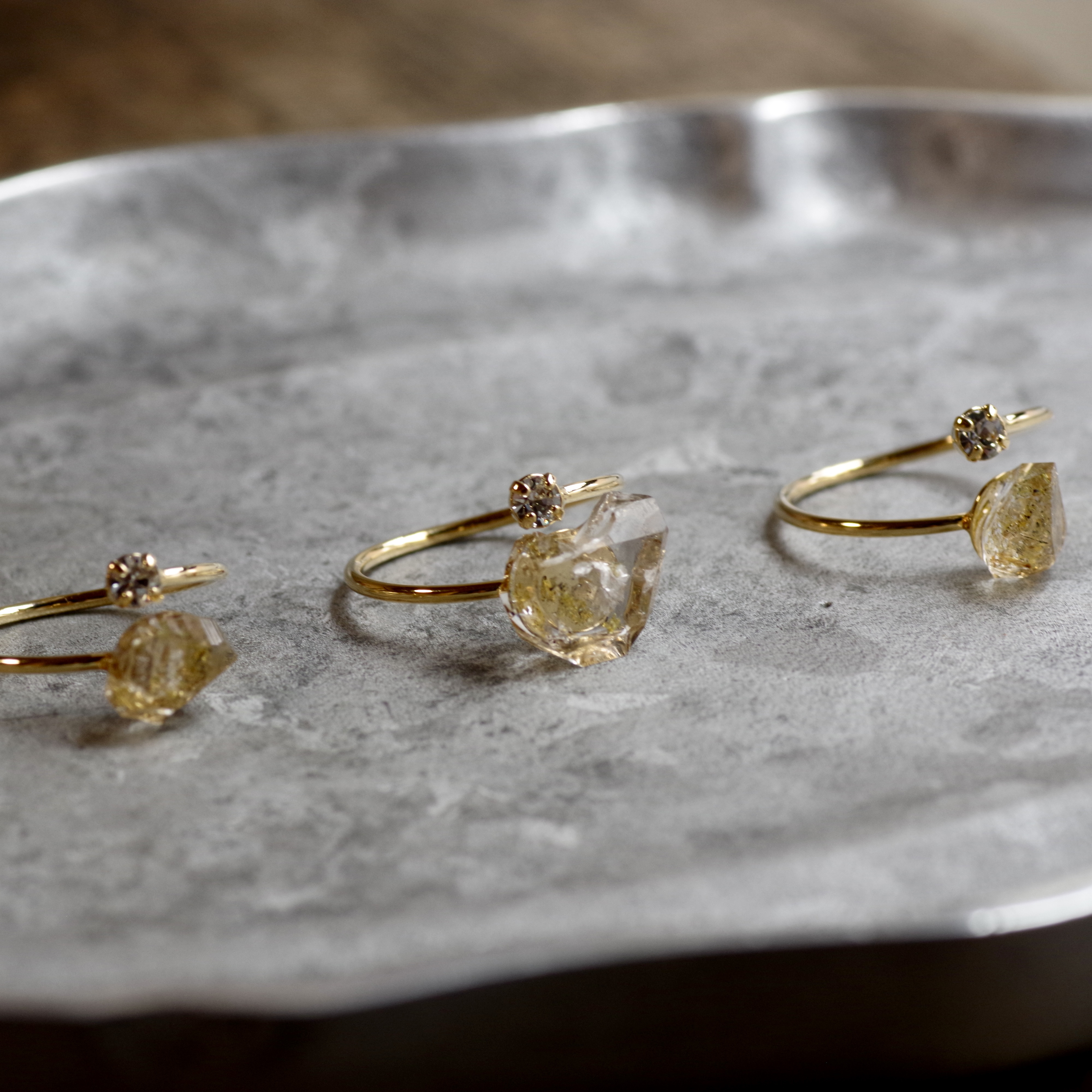 オイルインクォーツ/激レア指輪/世界を制する女王のリング 【公式通販】