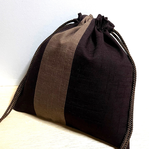 端渓硯　漆器セット 木箱・巾着袋付き 端渓硯 漆器セット 木箱・巾着袋付き 端渓硯 漆器セット 木箱・巾着