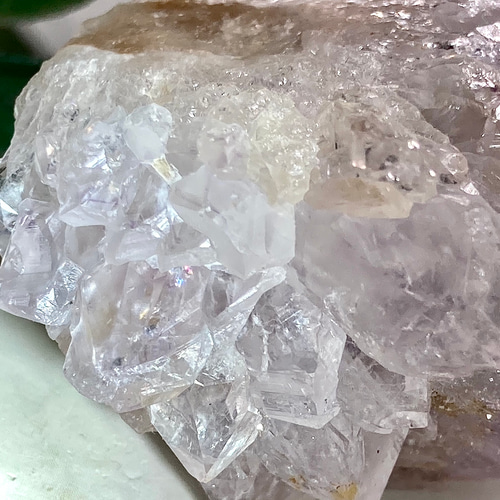 クリスタルのお城✨虹入り カクタスアメジスト サボテン水晶 ラフ