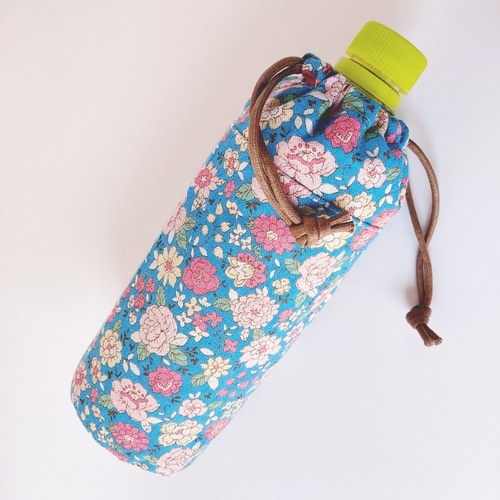ハンドメイド　巾着袋　ペットボトルカバー 専用》 拡大版巾着バッグ ペットボトルカバー ハンドメイド