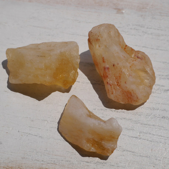 天然石3個セット合計約39gシトリン(ブラジル産)ラフロック黄水晶11月誕生石 原石穴なし[ctr-220520-07] 10枚目の画像