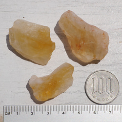 天然石3個セット合計約39gシトリン(ブラジル産)ラフロック黄水晶11月誕生石 原石穴なし[ctr-220520-07] 20枚目の画像