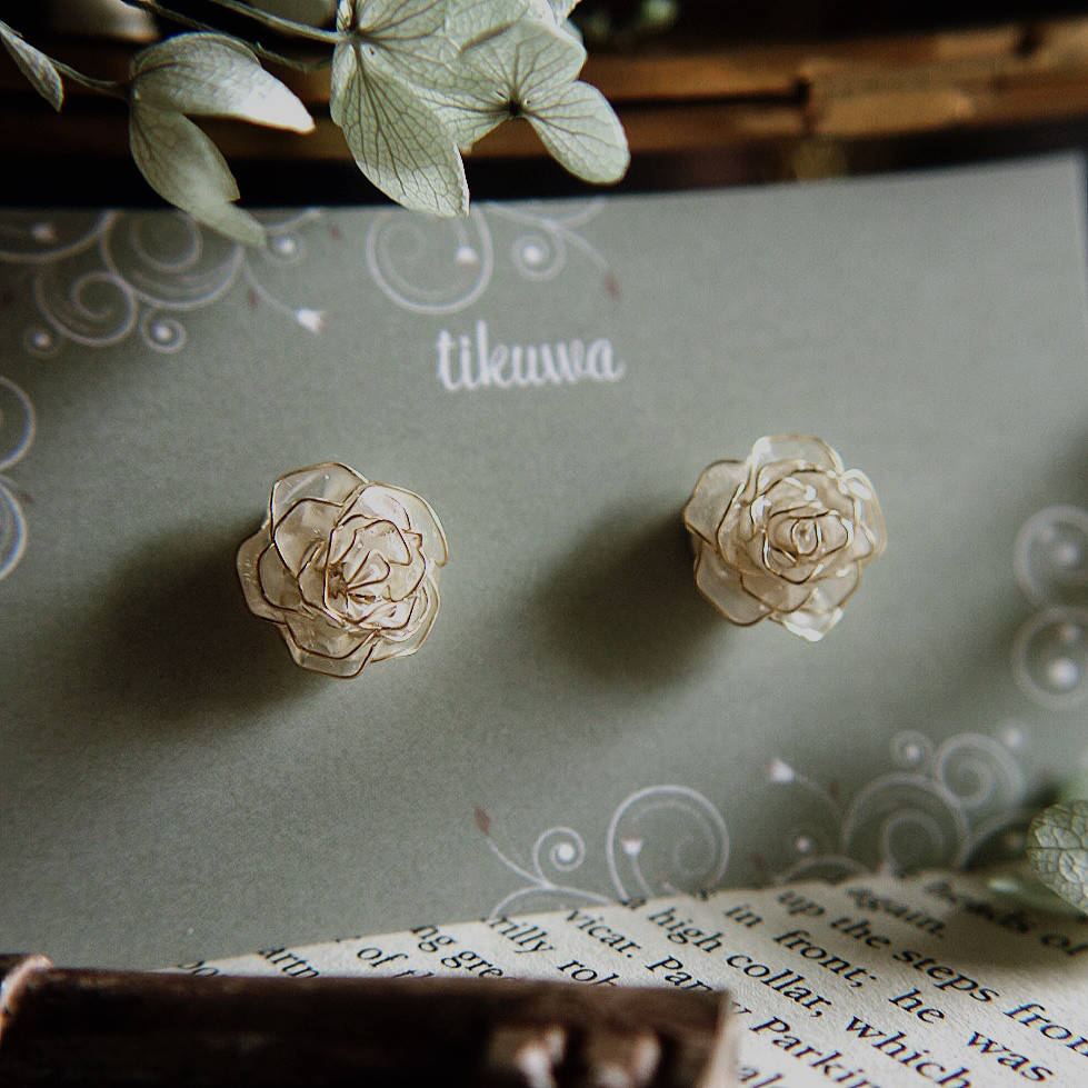 アナスイ　薔薇　ピアス