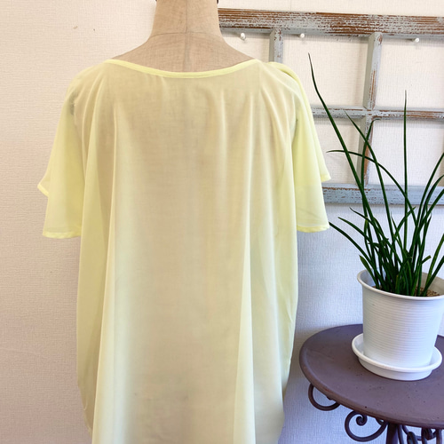 セール価格☆クラゲみたいな❤️シースルーフレア袖のシフォン