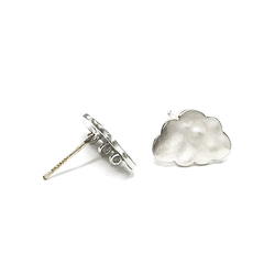 全新【1對】SV925機芯！約 13 毫米小雲形圖案耳環配啞光銀罐頭 NF 第1張的照片