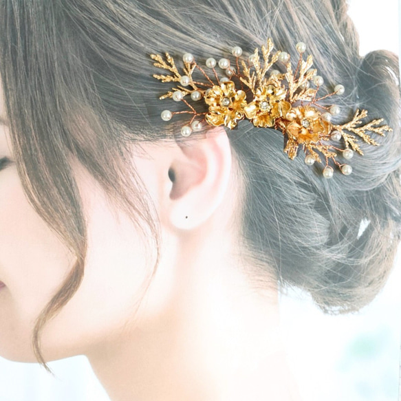 Anehaヘッドドレス✾花とリーフデザイン✾パール・ゴールド✾ウェディング ブライダル 結婚式 髪飾り 2枚目の画像