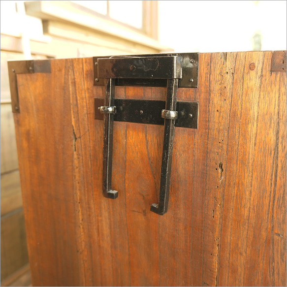 日式抽屜櫃古董櫃子實木時尚日式裝飾置物架日式現代昭和復古家具老工具老家具 第9張的照片