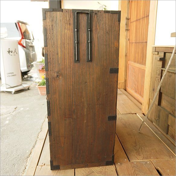 日式五斗櫃仿古櫃櫃實木時尚日式裝飾架子日式現代昭和復古家具舊工具老家具 第4張的照片