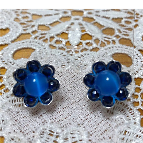 9月誕生石サファイア&サファイアオパール大きめフラワーピアス ピアス