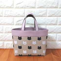 【少し大きめ】 猫ちゃん オセロ トート バッグ  (底板付き) (  ピンクグレー ＆ チョコレート ) 　白猫　黒猫 3枚目の画像