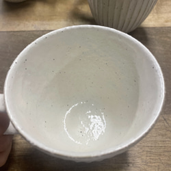 粉引のコーヒーカップ【細いしのぎ】 3枚目の画像