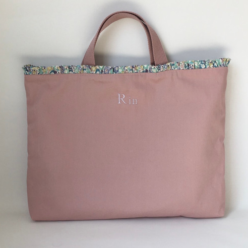 レッスンバッグ♡リバティ♡名入れ刺繍♡おしゃれ♡フリル リバティフリル♡レッスンバッグ イニシャル刺繍 レッスンバッグ